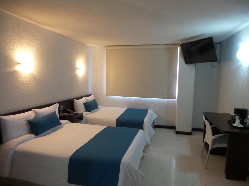 Hotel Ros Gaud Córdoba 객실 사진
